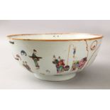 AN 18TH CENTURY CHINESE MANDARIN FAMILLE ROSE PORCELAIN BOWL, the exterior decorated with roundel'