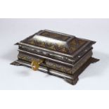 A GOOD INDIAN KOFTGARI GOLD INLAID STEEL CASKET BOX AND KEY, 15cm x 11.5cm