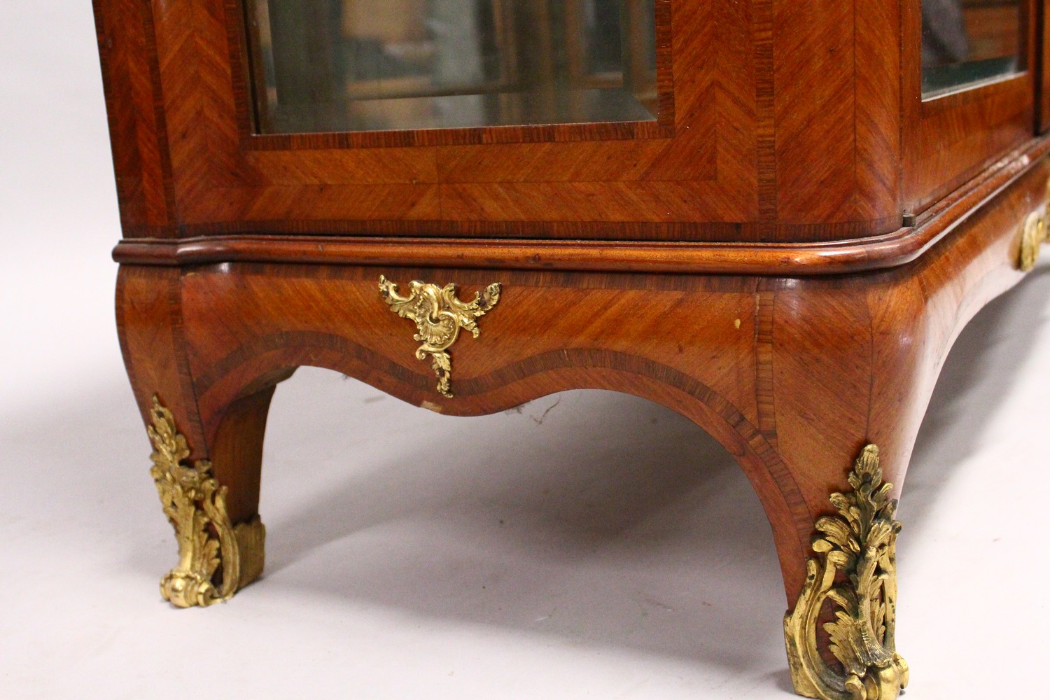 A GOOD FRENCH KINGWOOD, MARBLE AND ORMOLU CABINET by HENRY DASSON, with variegated marble top, - Image 12 of 14