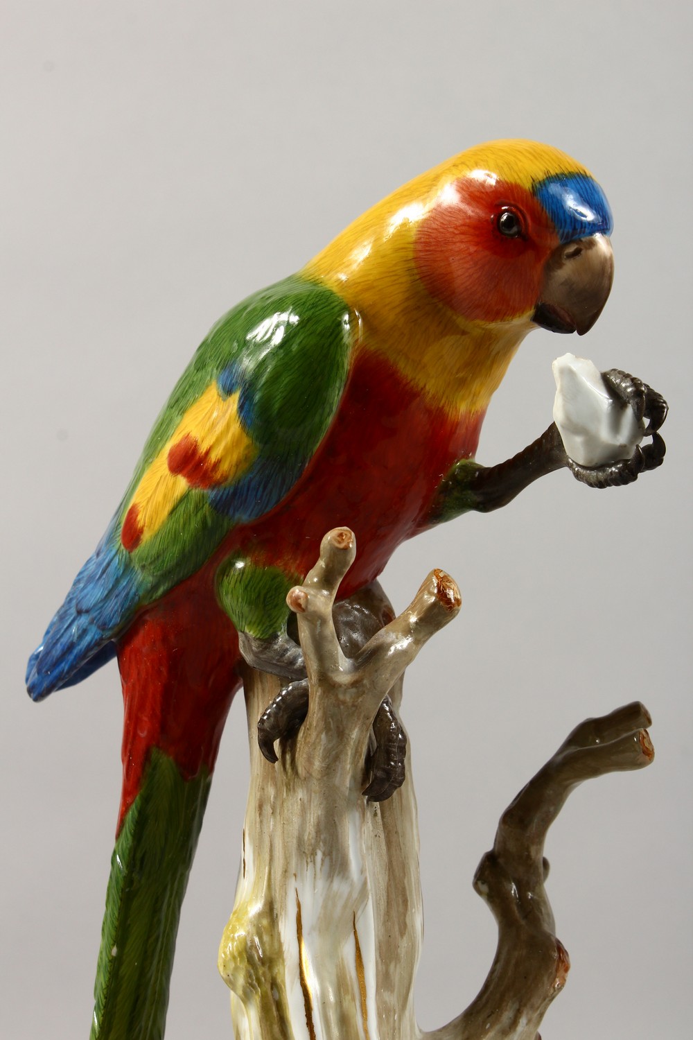 A VERY GOOD MATCHED PAIR OF 19TH CENTURY MEISSEN PORCELAIN PARAKEETS, brilliant colours, standing on - Image 2 of 20