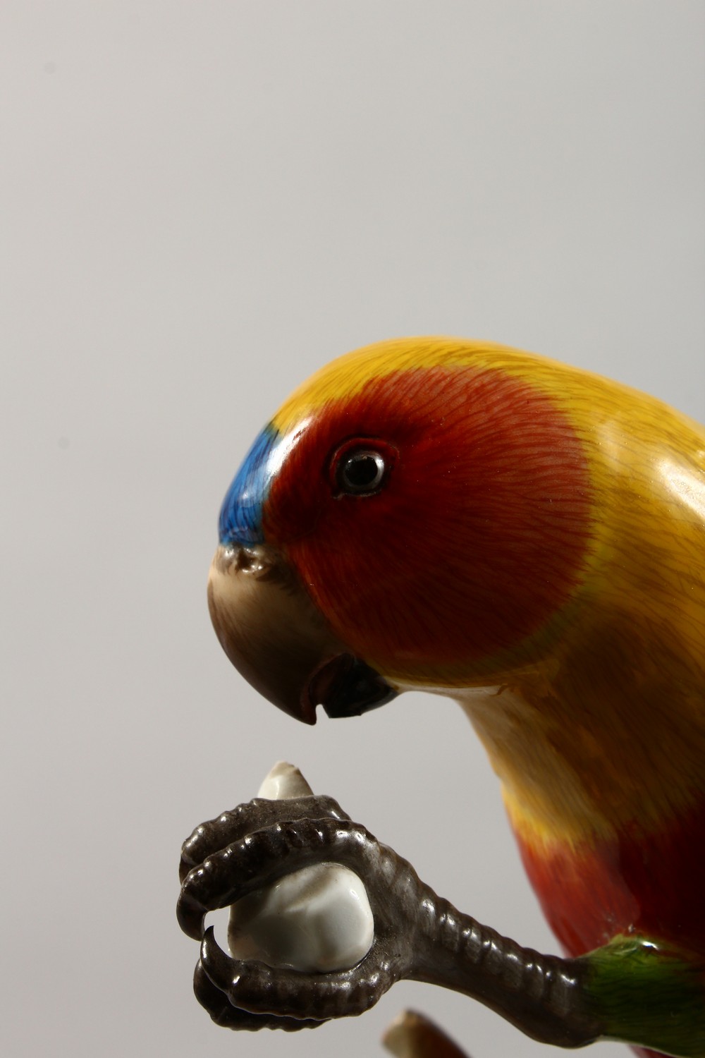 A VERY GOOD MATCHED PAIR OF 19TH CENTURY MEISSEN PORCELAIN PARAKEETS, brilliant colours, standing on - Image 8 of 20