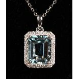 AN IMPRESSIVE 18CT WHITE GOLD, AQUAMARINE AND DIAMOND PENDANT NECKLACE of 2.2cts.