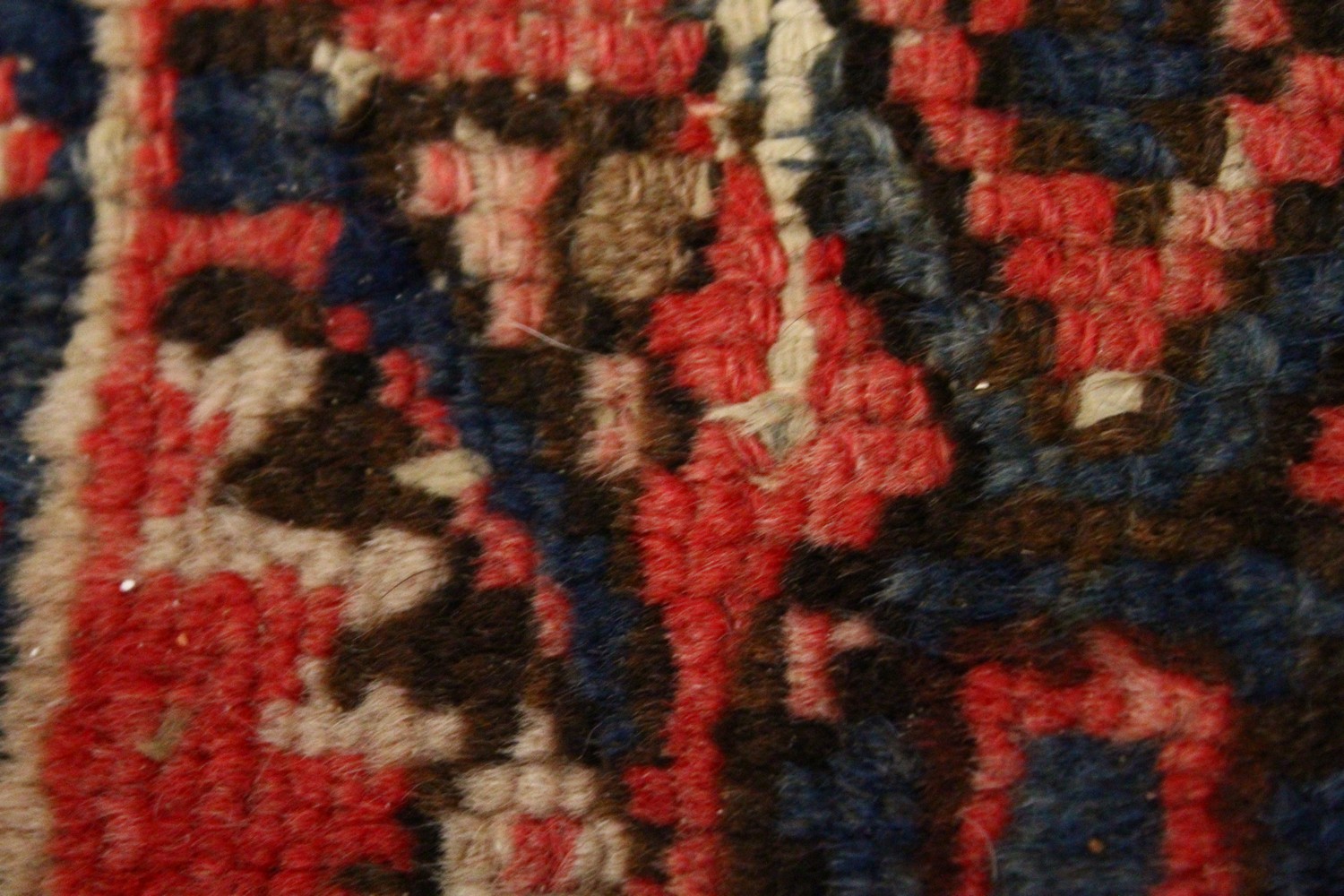 A PERSIAN RUG, 20TH CENTURY, red ground with central medallion, within a dark blue border. 6ft 10ins - Image 6 of 9