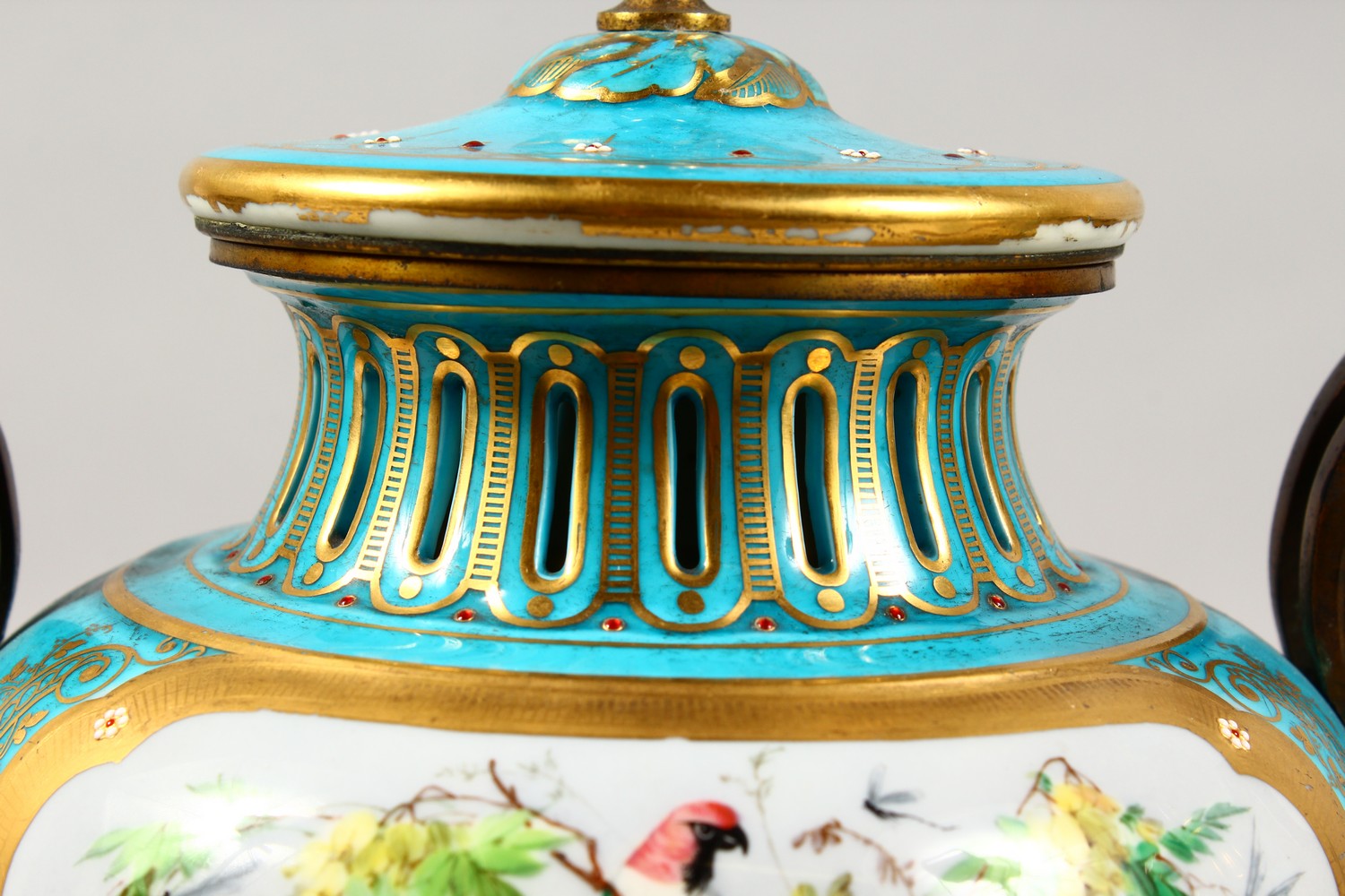 A SUPERB PAIR OF 19TH CENTURY SEVRES PORCELAIN URNS AND COVERS, pale blue ground, painted with - Image 4 of 14