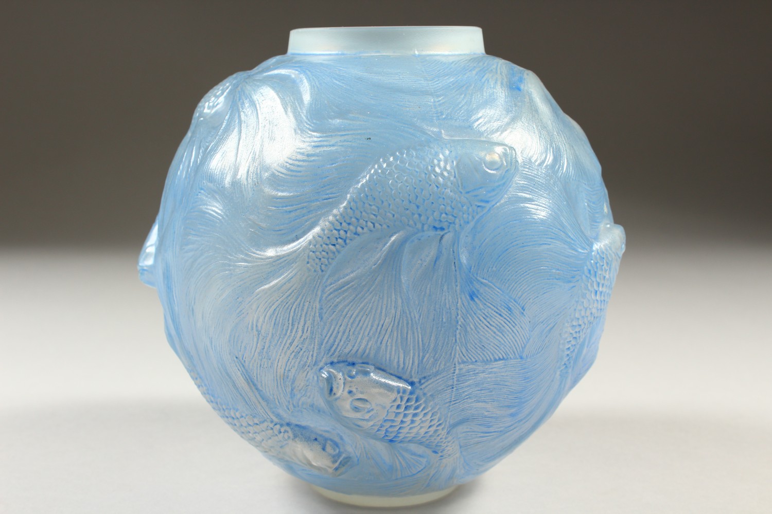 A LALIQUE BLUE TINTED VASE "FORMOSE". Etched R. LALIQUE, FRANCE. 16.5cm. - Image 3 of 7