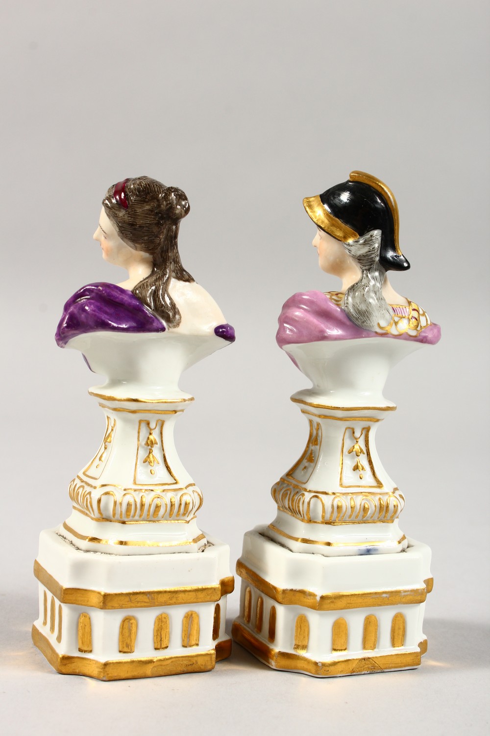 A PAIR OF 19TH CENTURY CONTINENTAL PORCELAIN BUSTS OF A MAN AND WOMAN. Mark in blue. 4.5ins high. - Image 5 of 6