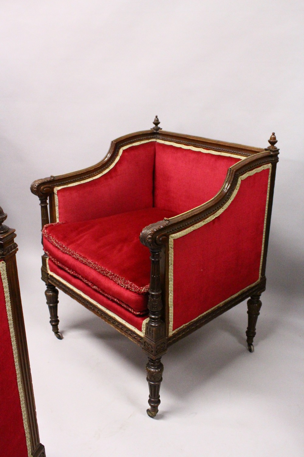 AN EDWARDIAN MAHOGANY THREE PIECE SUITE, comprising of a two-seater settee and pair of armchairs, - Image 5 of 10
