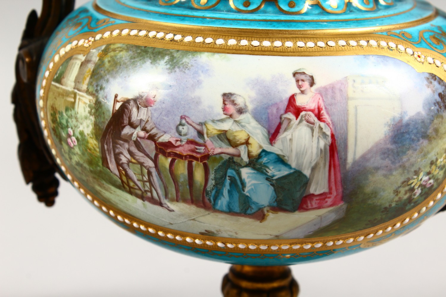 A SUPERB PAIR OF 19TH CENTURY SEVRES PORCELAIN URNS AND COVERS, pale blue ground, painted with - Image 11 of 14