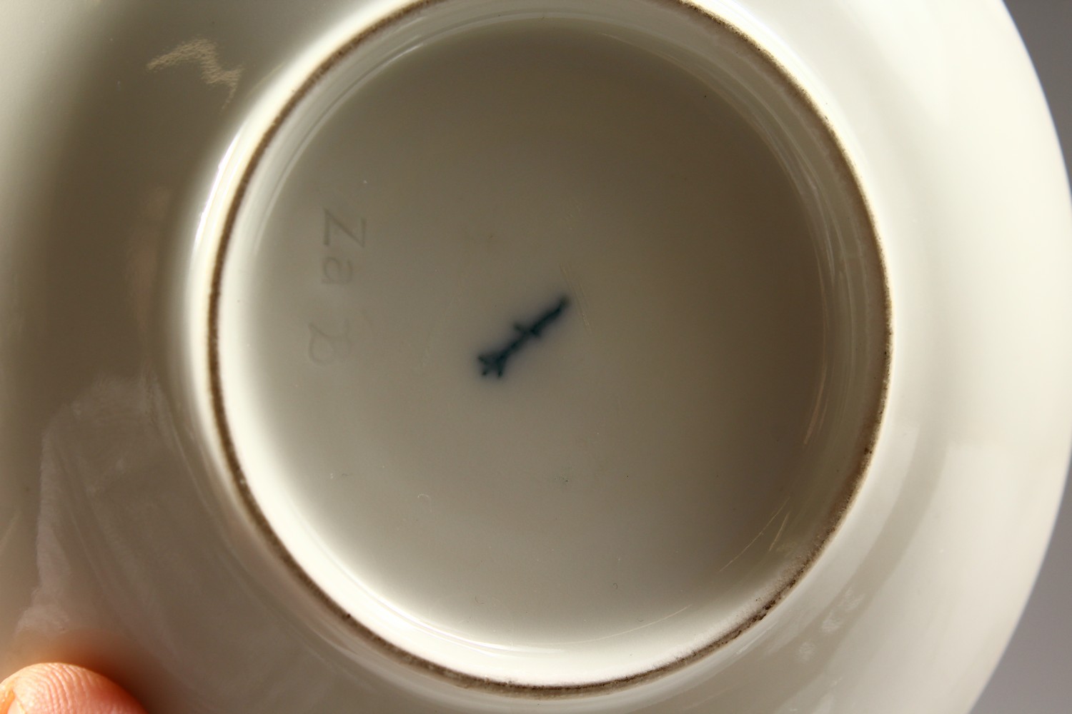A GOOD 19TH CENTURY BERLIN CUP AND SAUCER, the cup painted with a landscape. Berlin mark in blue. - Image 13 of 13