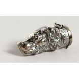 A NOVELTY SILVER DOG'S HEAD VESTA CASE.