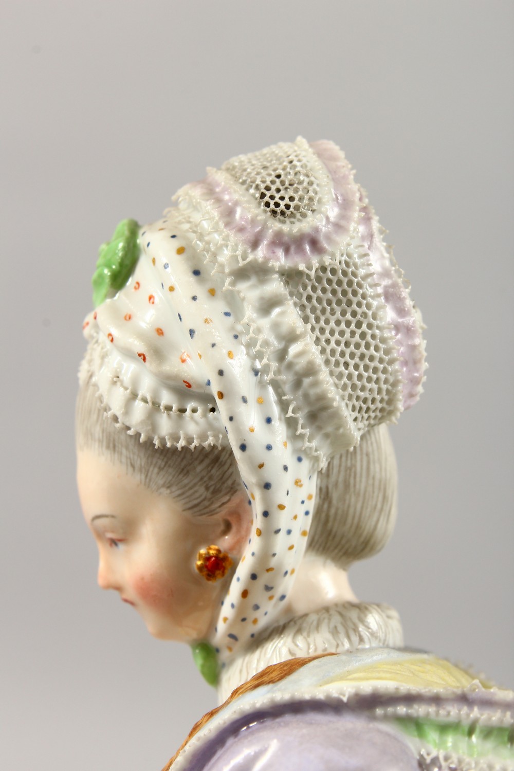 A GOOD 19TH CENTURY MEISSEN PORCELAIN FIGURE OF A LADY with muff, reading a book. Cross swords - Image 10 of 14