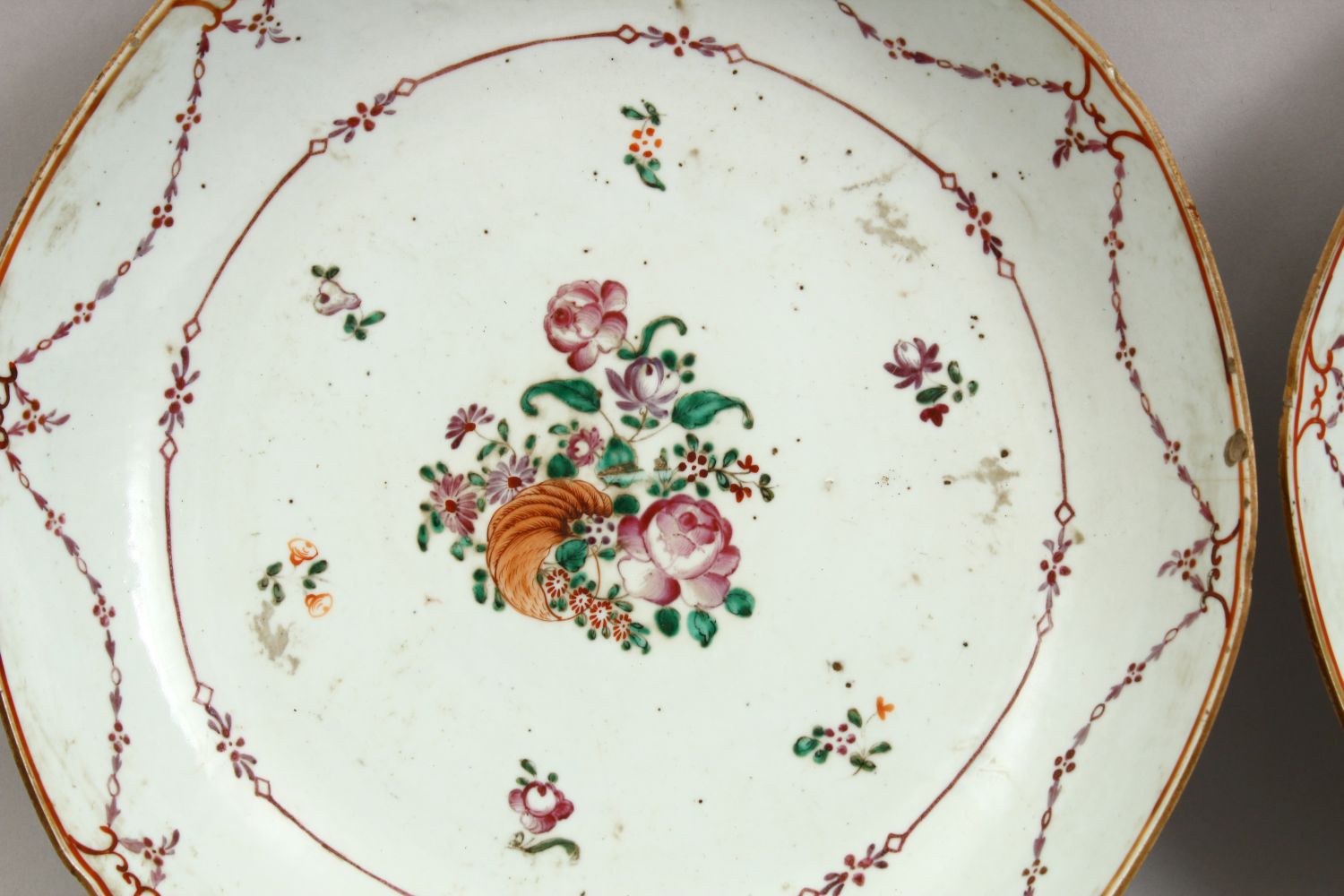 A PAIR OF 18TH CENTURY CHINESE FAMILLE ROSE QIANLONG PORCELAIN PLATES, with floral decoration, 27. - Image 2 of 4