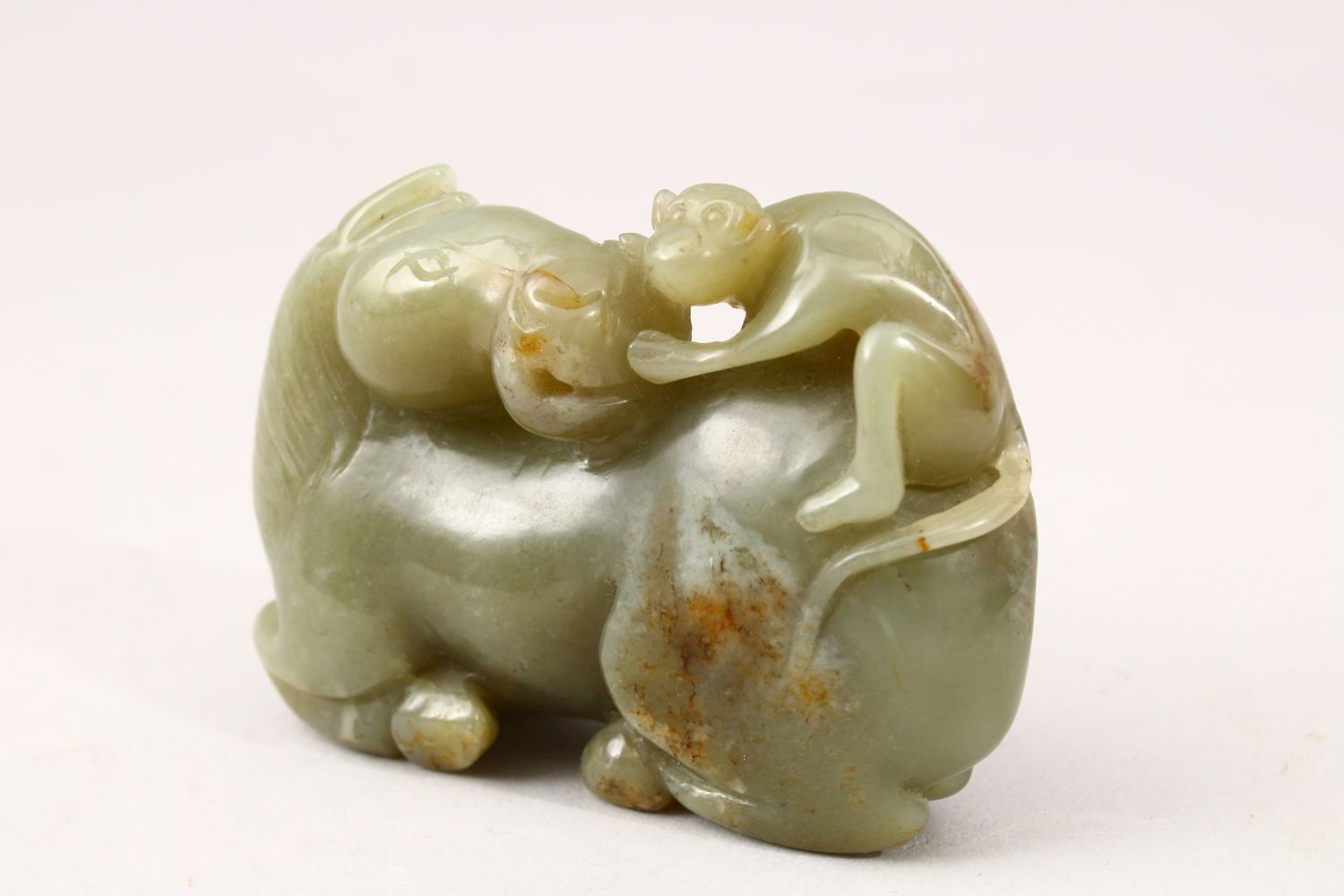 A GOOD 19TH CENTURY CHINESE CARVED JADE FIGURE OF A SEATED HORSE, the horse with a monkey climing - Image 4 of 6