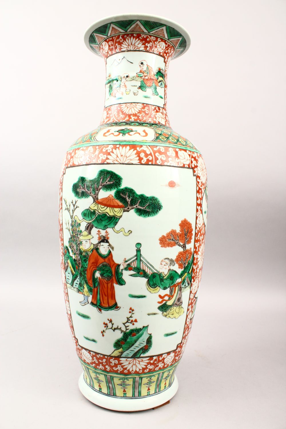A GOOD 19TH CENTURY CHINESE FAMILLE VERTE PORCELAIN VASE, decorated with scenes of figures - Image 6 of 9