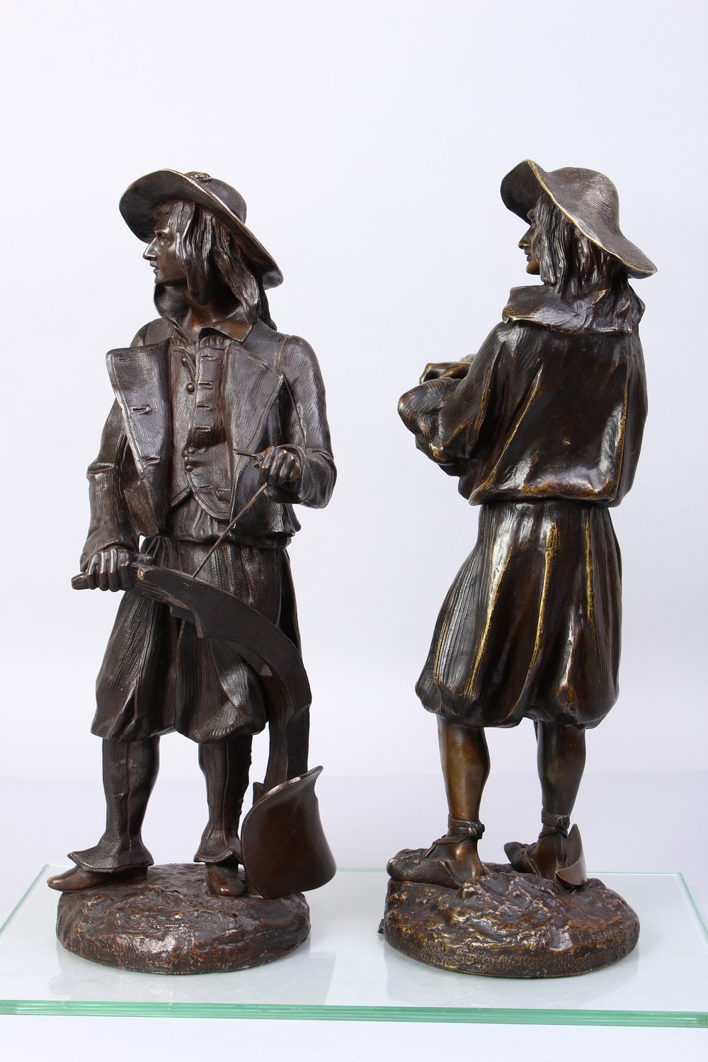 EMILE VICTOR BLAVIER (19TH CENTURY) FRENCH A RARE PAIR OF BRONZE FIELD WORKERS, one carrying a - Image 8 of 14