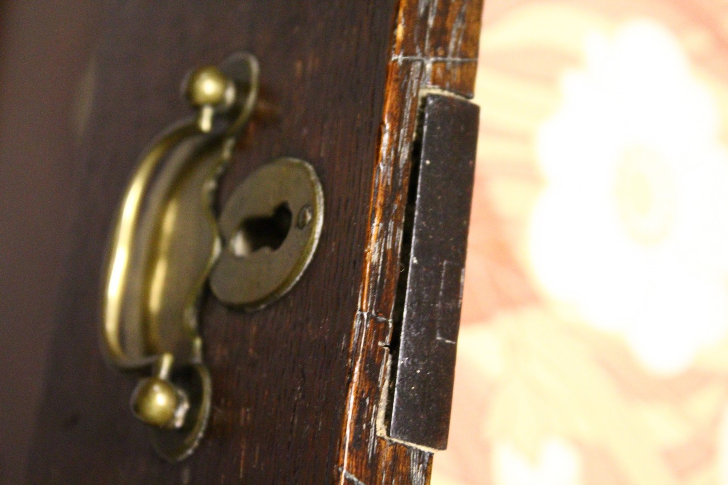 A GOOD 18TH CENTURY OAK CHEST ON STAND, the top with two short and three long graduated drawers with - Image 6 of 8