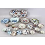 A MIXED LOT OF 18TH / 19TH CENTURY CHINESE PORCELAIN, consisting of imari, blue & white and