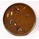 A GOOD JAPANESE MEIJI PERIOD BRONZE AND ONLAID MIXED METAL CIRCULAR DISH, the dish on laid with