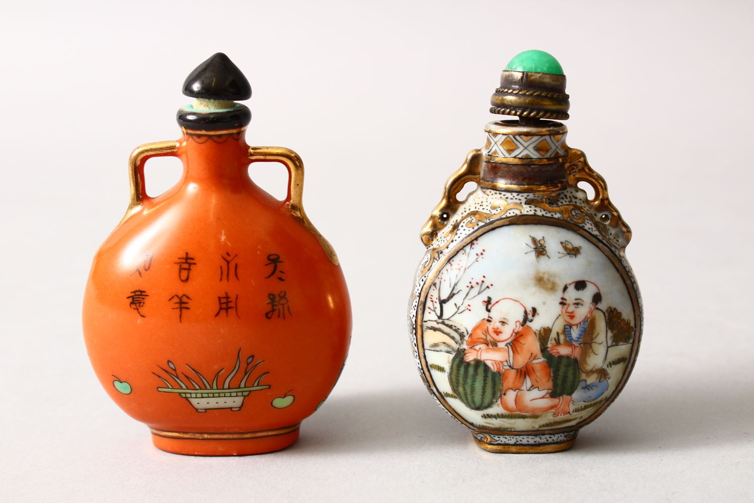 TWO 19TH / 20TH CENTURY CHINESE FAMILLE ROSE PORCELAIN SNUFF BOTTLES, one with a coral red ground - Image 4 of 8