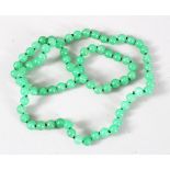 A GOOD SET OF CHINESE JADE / HARD STONE BEAD NECKLACE, Approx 70cm
