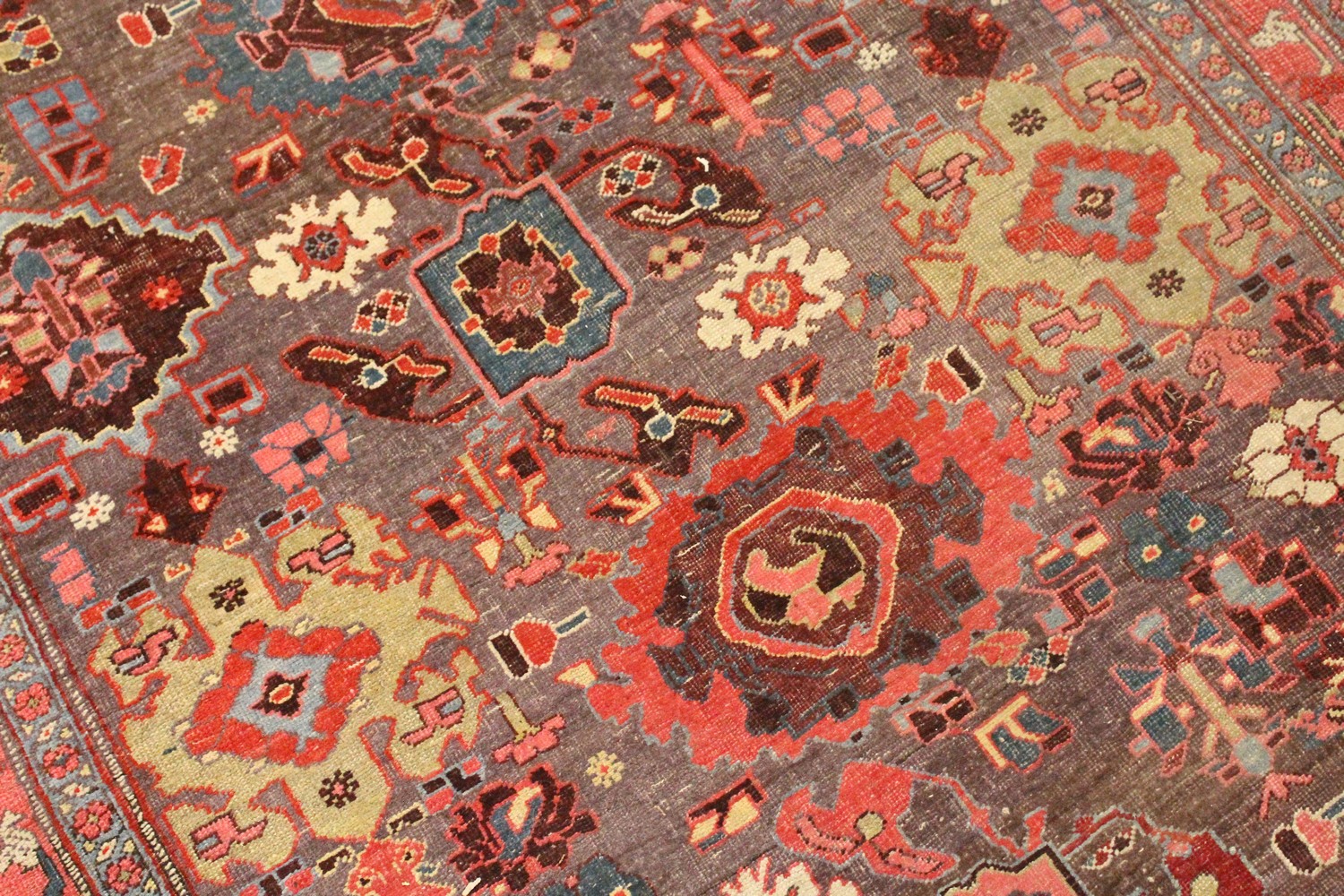 A PERSIAN BIDJAR RUG, EARLY 20TH CENTURY, Garous design, rust ground with stylised decoration. 5ft - Image 3 of 6