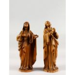 A GOOD PAIR OF 18TH CENTURY CARVED BOXWOOD RELIGIOUS STANDING FIGURES. 10.5ins high.