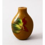 A GOOD 19TH / 20TH CENTURY CHINESE CARVED & PAINTED AGATE SNUFF BOTTLE, the body painted with a