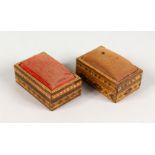 A SMALL PAIR OF TUNBRIDGE WARE PARQUETRY PIN BOXES, with padded tops. 2.75ins long.