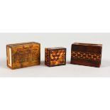 THREE SMALL TUNBRIDGE WARE MARQUETRY AND PARQUETRY ITEMS. One lidded box and two matchbox holders.