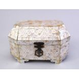 A FINE QUALITY 19TH CENTURY OR EARLIER INDIAN GOA MOTHER OF PEARL CASKET, the box formed from inlaid