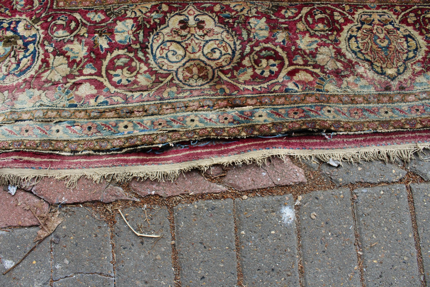 A 19TH/20TH CENTURY PERSIAN TEHRAN SILK CARPET, red ground with numerous vases of flowers, panels of - Image 6 of 15