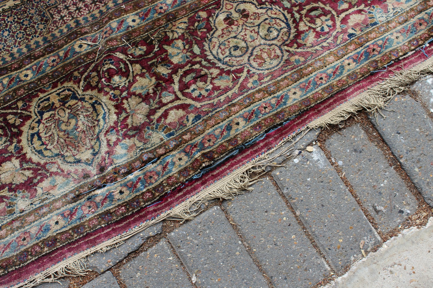 A 19TH/20TH CENTURY PERSIAN TEHRAN SILK CARPET, red ground with numerous vases of flowers, panels of - Image 7 of 15