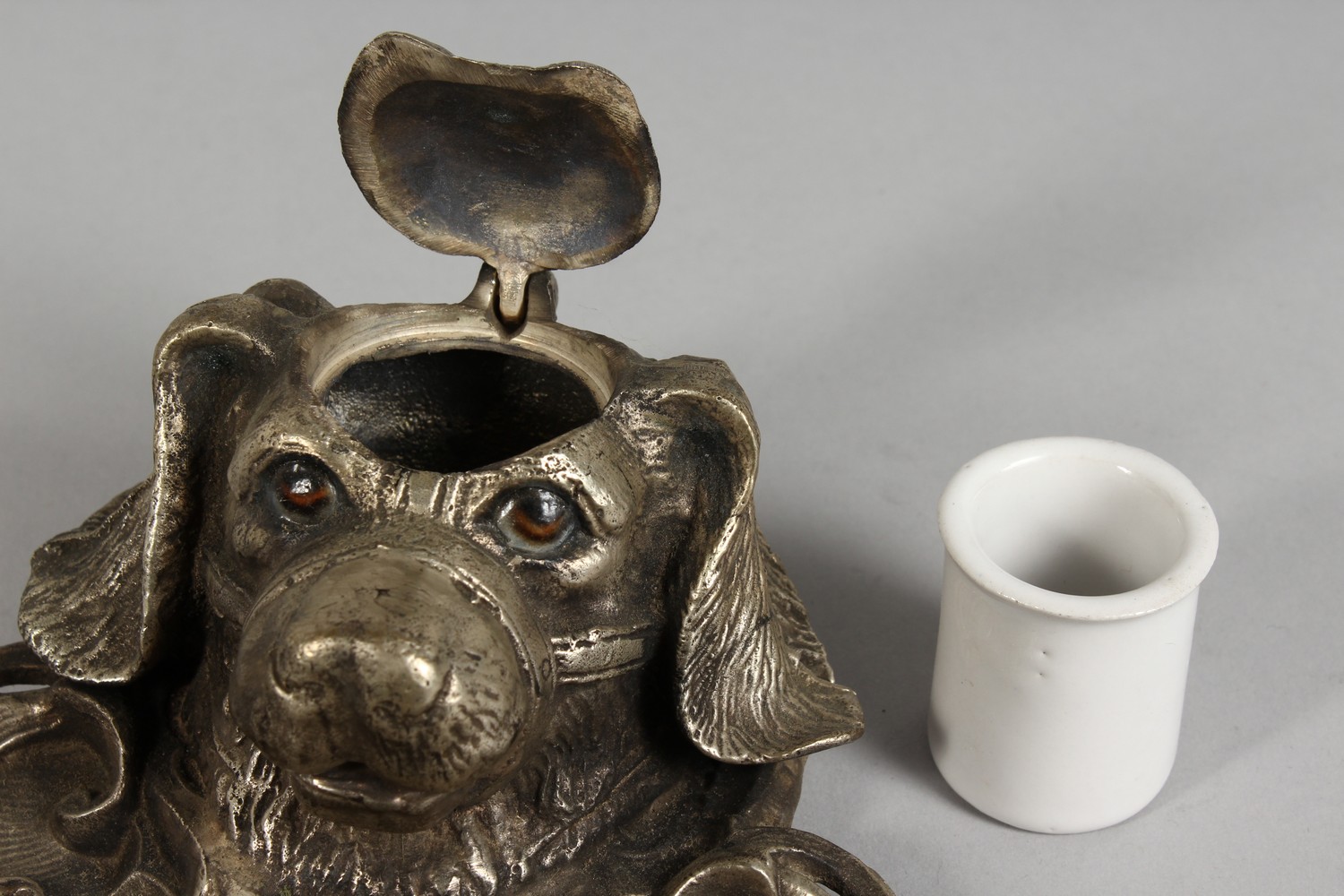 A CAST SILVER-PLATED DOG INKWELL. - Image 3 of 4