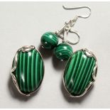 TWO PAIRS OF SILVER AND MALACHITE EARRINGS.