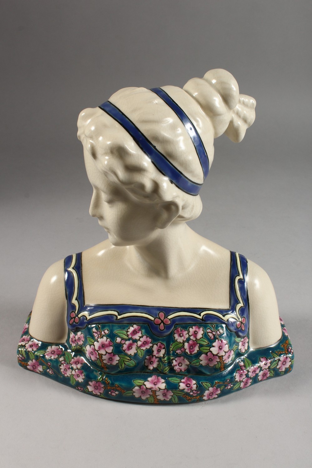 A FRENCH PORCELAIN BUST, head and shoulders of a lady. 11ins high. - Image 2 of 5