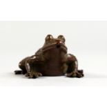 A JAPANESE MINIATURE BRONZE MODEL OF A FROG. 1.5ins long.