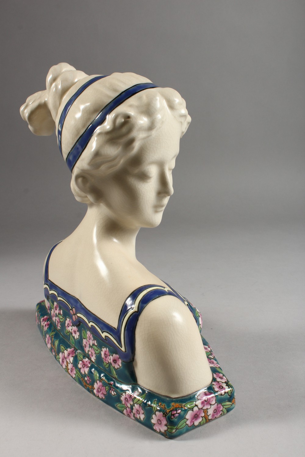 A FRENCH PORCELAIN BUST, head and shoulders of a lady. 11ins high. - Image 3 of 5