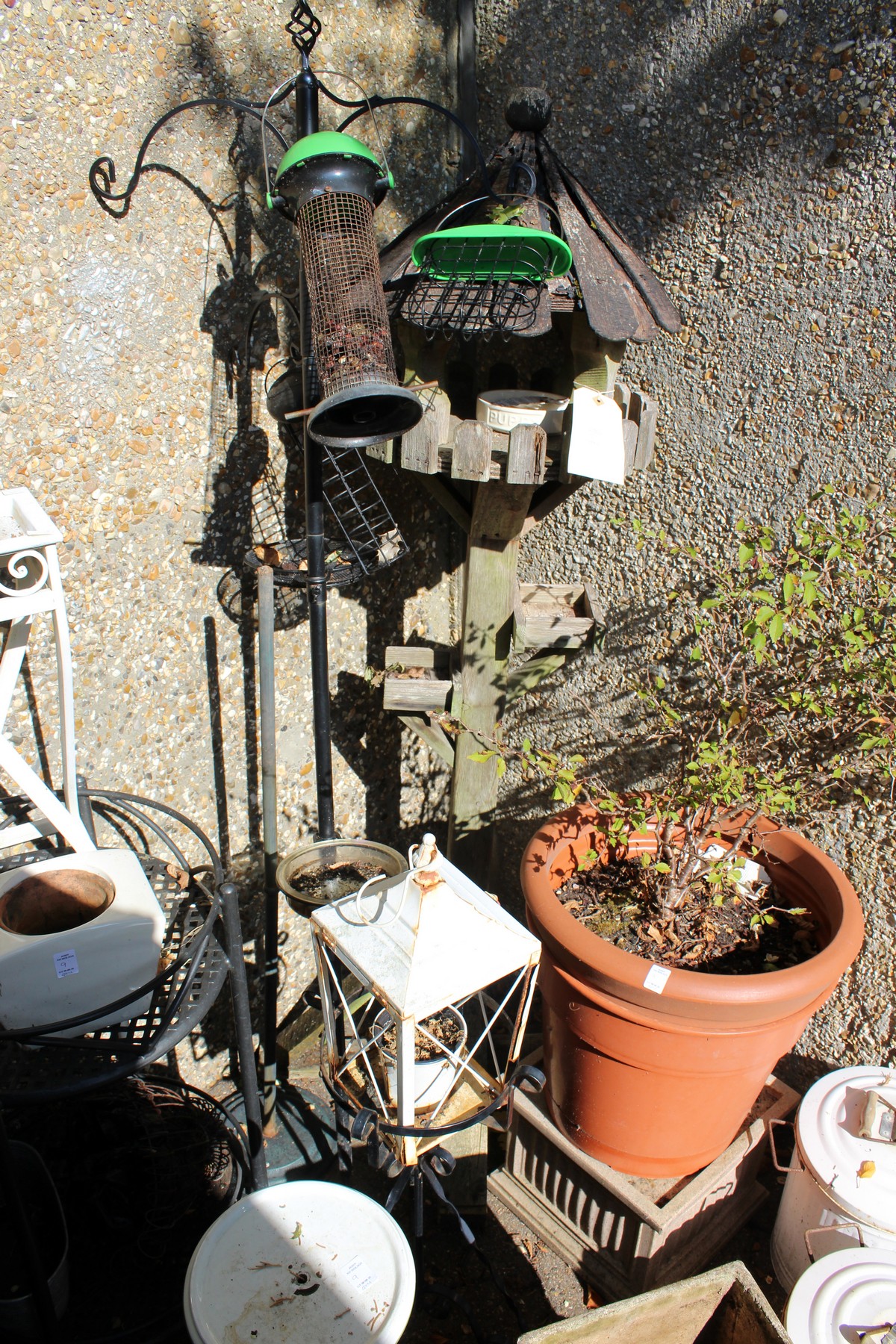 A quantity of garden planters, plants, bird table etc, etc - Image 3 of 4