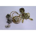 Small group of costume jewellery
