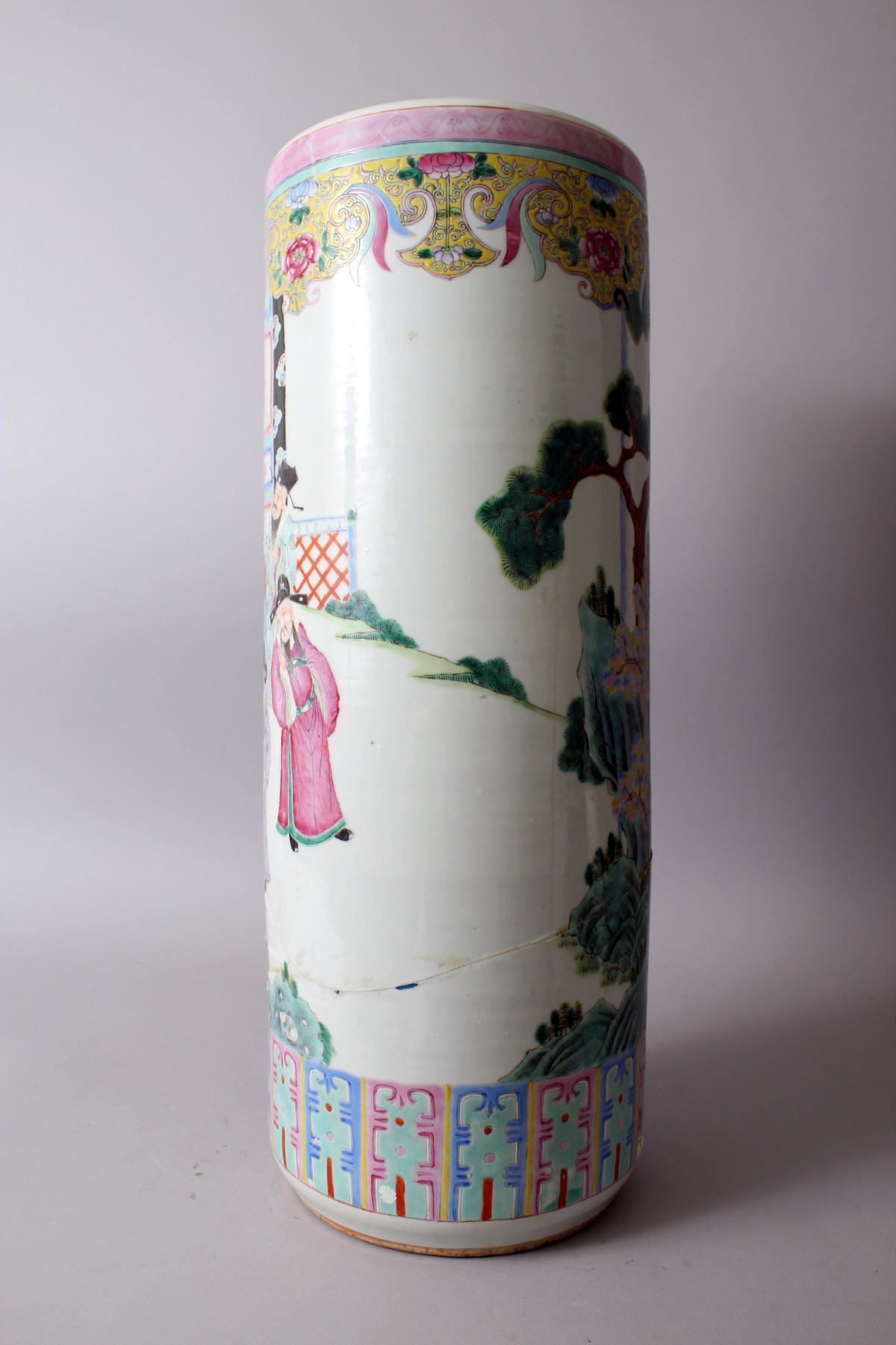 A Chinese famille rose porcelain umbrella stand (faults) - Image 5 of 7