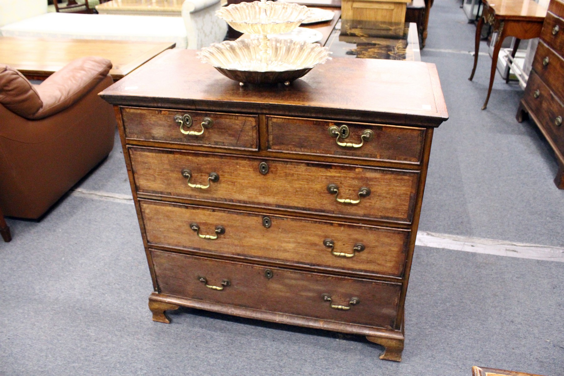 A George III oak chest of drawers