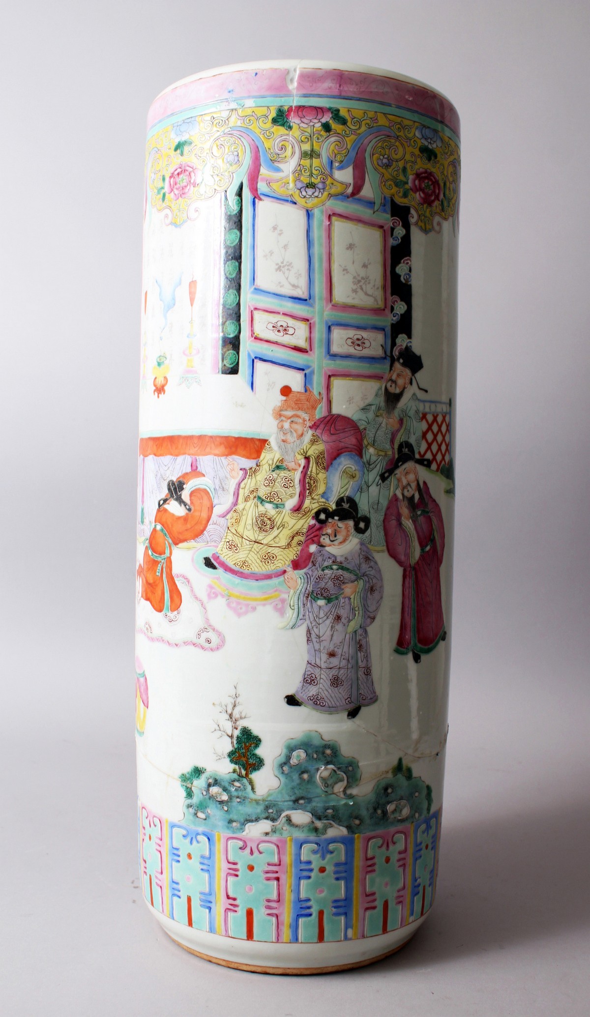 A Chinese famille rose porcelain umbrella stand (faults)