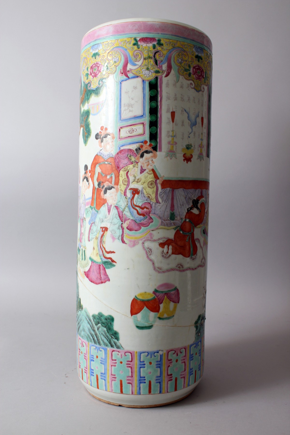 A Chinese famille rose porcelain umbrella stand (faults) - Image 7 of 7