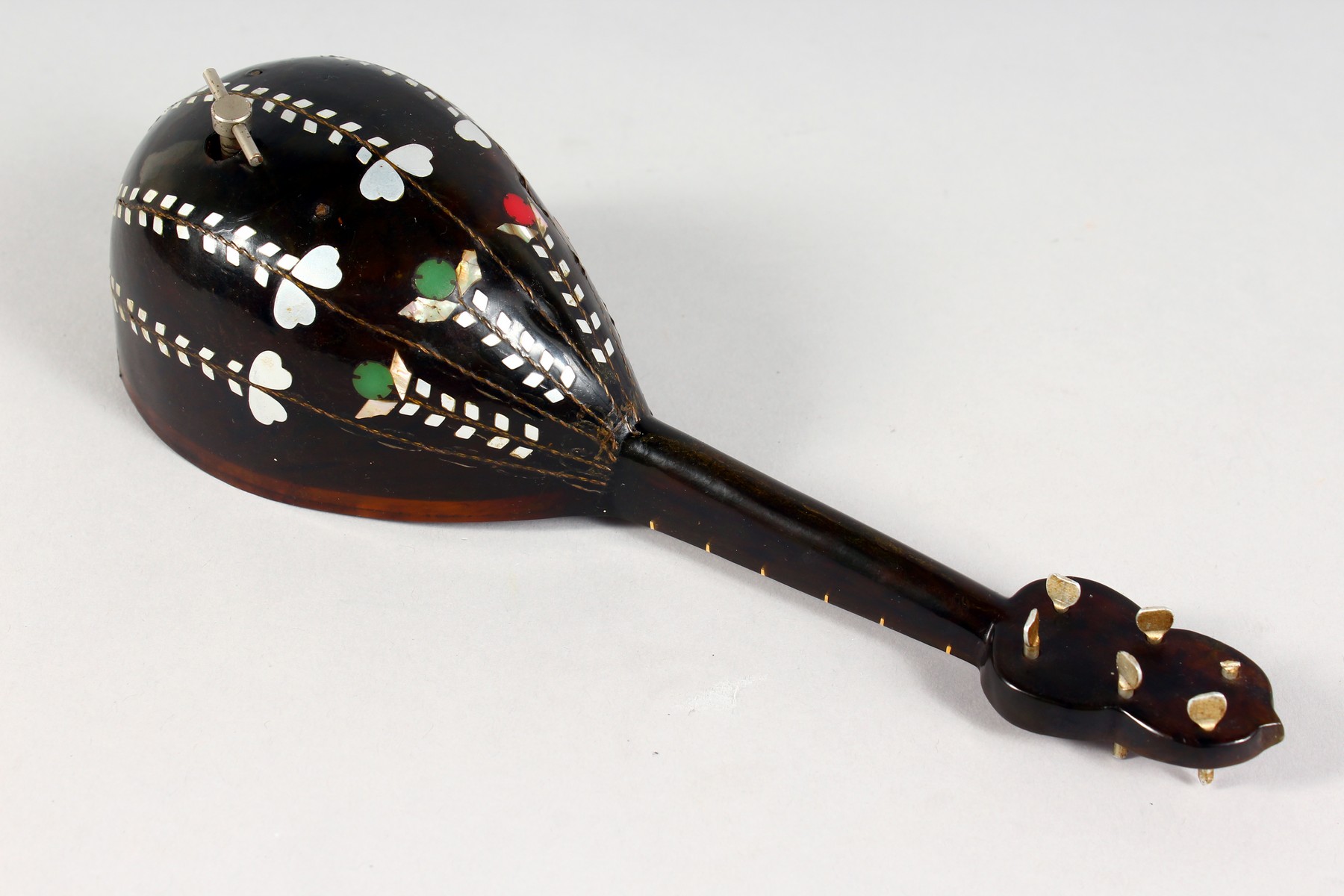 A miniature musical mandolin - Image 4 of 4
