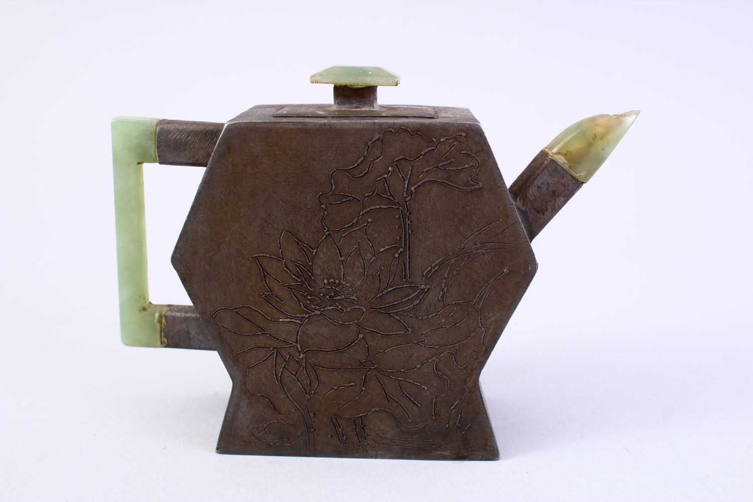 A CHINESE ZINN & JADE TEAPOT, the body of the pot decorated with immortal figure and bats, the - Image 3 of 5
