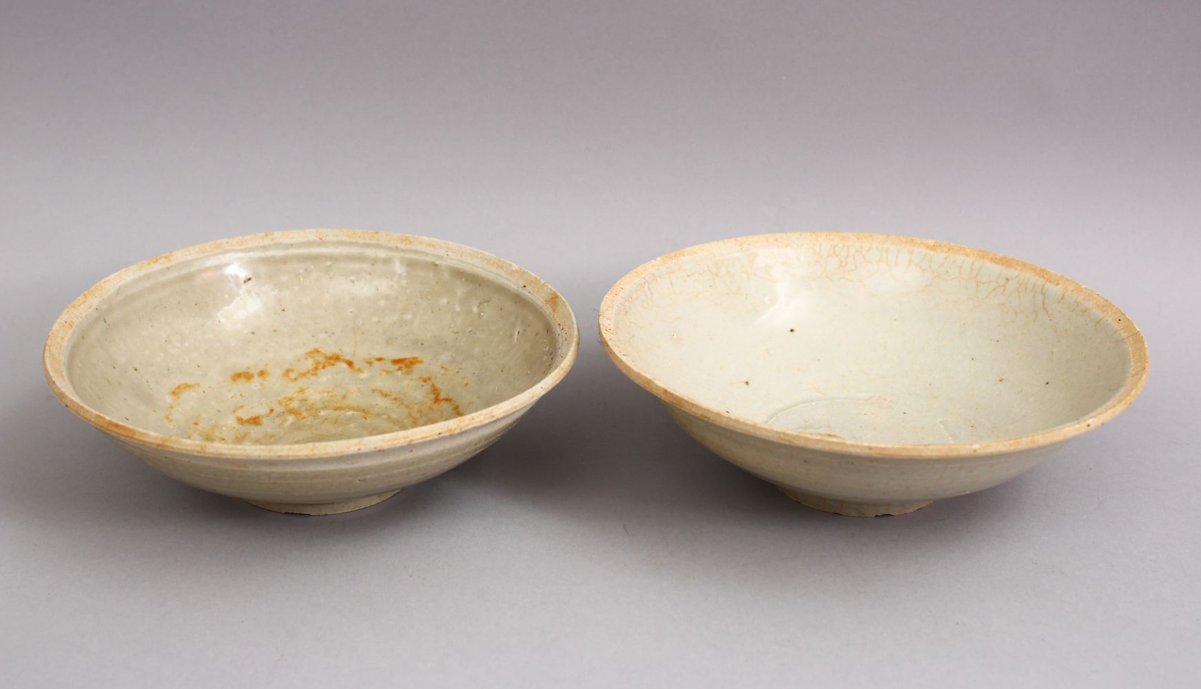 A GOOD PAIR OF EARLY CHINESE POTTERY BOWLS, 15 cm