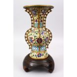 A FINE QUALITY 20TH CENTURY CHINESE CLOISONNE VASE, the vase with a pale yellow ground with formal