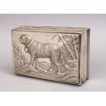 A GOOD 19TH CENTURY CHINESE SOLID SILVER LIDDED EUROPEAN DOG BOX, the box with a european subject