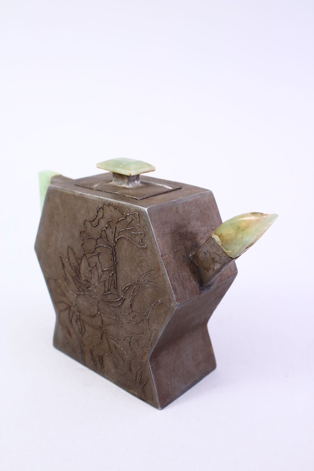 A CHINESE ZINN & JADE TEAPOT, the body of the pot decorated with immortal figure and bats, the - Image 2 of 5