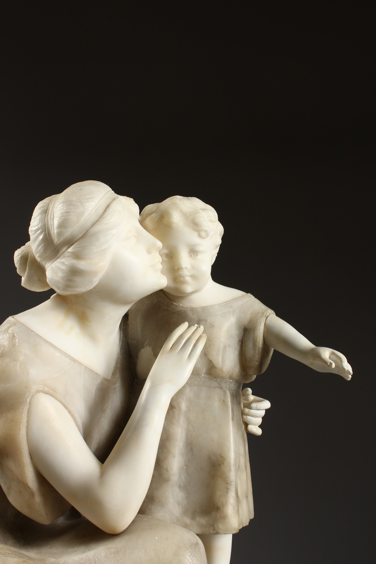 A VERY GOOD LATE 19TH CENTURY ALABASTER GROUP, well carved from three colours of stone depicting a - Image 2 of 5